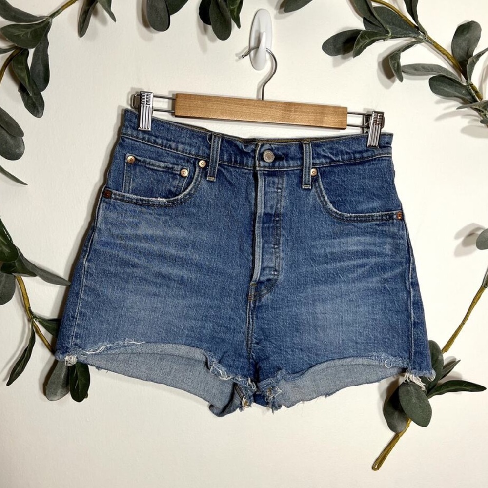 Levi's Ribcage Denim Shorts